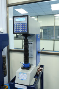 Lab-Testing-HardnessTester-01